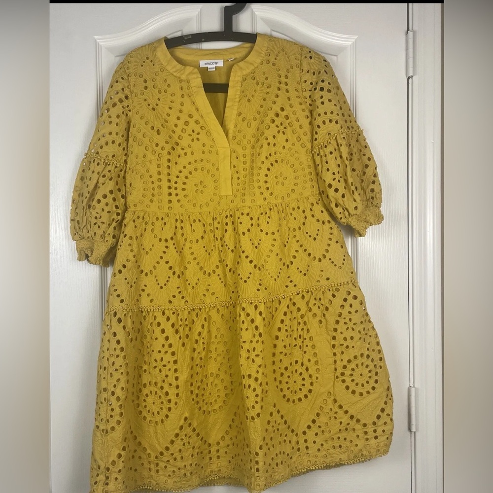 ☀️☀️Chicos size 0 dress (fits ladies size 4)☀️☀️
